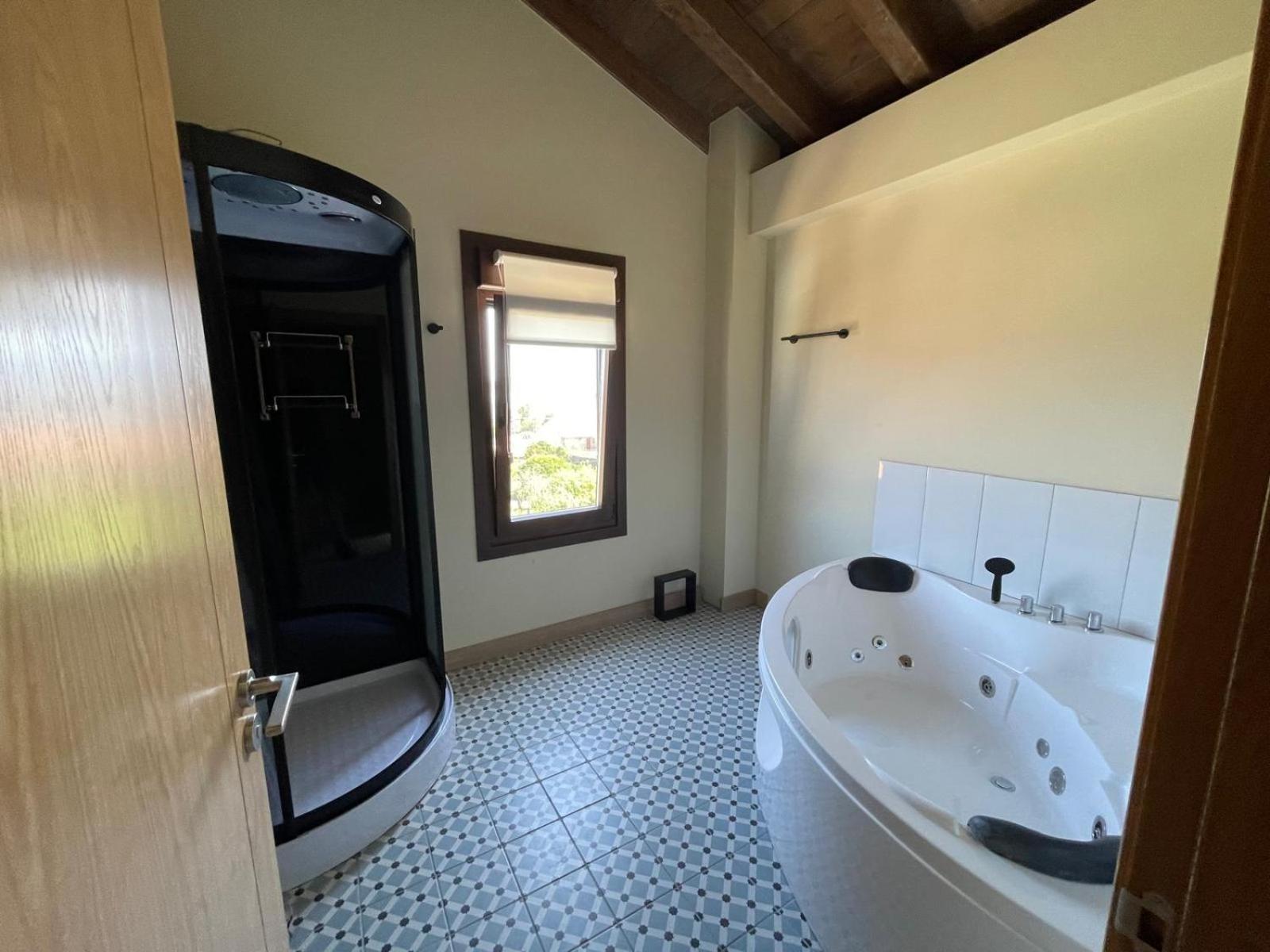 Casita Independiente Y Tres Apartamentos Con Piscina Ladeira Playa Baiona Luaran gambar