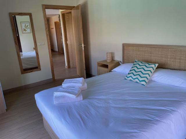 Casita Independiente Y Tres Apartamentos Con Piscina Ladeira Playa Baiona Luaran gambar