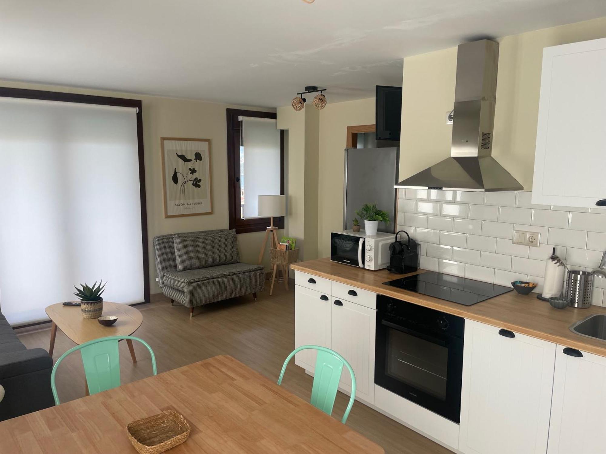 Casita Independiente Y Tres Apartamentos Con Piscina Ladeira Playa Baiona Luaran gambar
